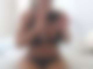 XoxP0ck3tR0cketxoX's Live Sex Cam Show
