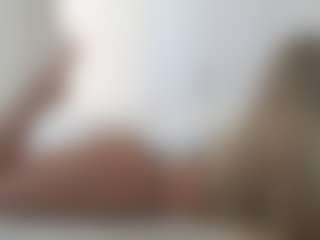 XoxP0ck3tR0cketxoX's Live Sex Cam Show