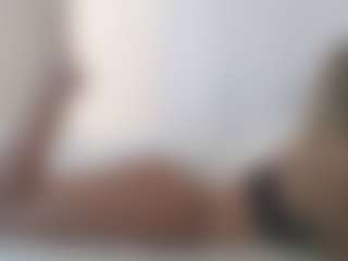 XoxP0ck3tR0cketxoX's Live Sex Cam Show