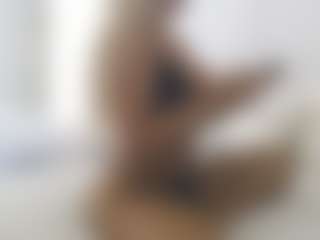 XoxP0ck3tR0cketxoX's Live Sex Cam Show