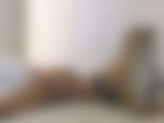 XoxP0ck3tR0cketxoX's Live Sex Cam Show