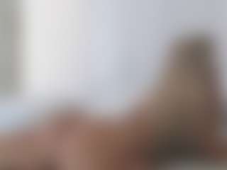 Live cam show with XoxP0ck3tR0cketxoX - White on Streamer API