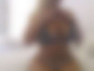 XoxP0ck3tR0cketxoX's Live Sex Cam Show