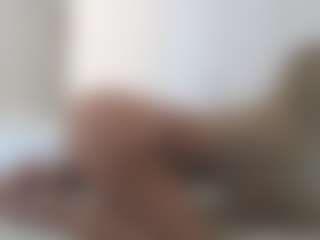 Live cam show with XoxP0ck3tR0cketxoX - Foot Fetish Curvy on AdultVida.com