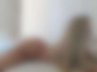 XoxP0ck3tR0cketxoX's Live Sex Cam Show