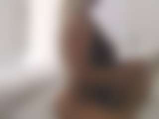 XoxP0ck3tR0cketxoX's Live Sex Cam Show