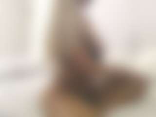 XoxP0ck3tR0cketxoX's Live Sex Cam Show