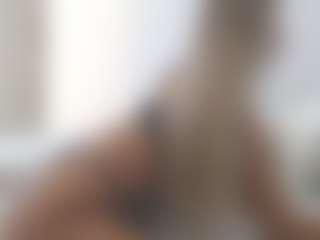XoxP0ck3tR0cketxoX's Live Sex Cam Show