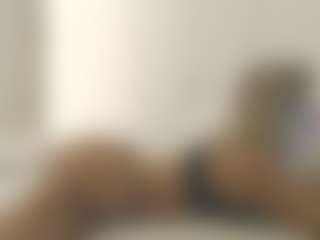 XoxP0ck3tR0cketxoX's Live Sex Cam Show