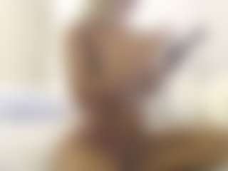 XoxP0ck3tR0cketxoX's Live Sex Cam Show