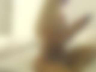 XoxP0ck3tR0cketxoX's Live Sex Cam Show
