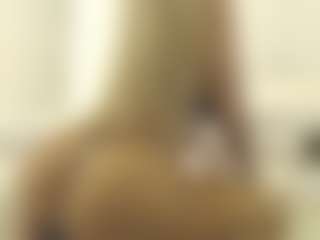 XoxP0ck3tR0cketxoX's Live Sex Cam Show