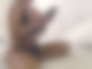 XoxP0ck3tR0cketxoX's Live Sex Cam Show