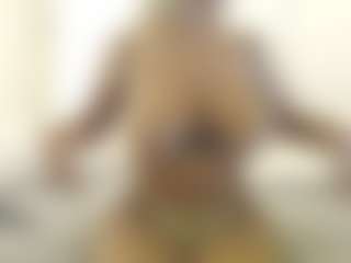 XoxP0ck3tR0cketxoX's Live Sex Cam Show