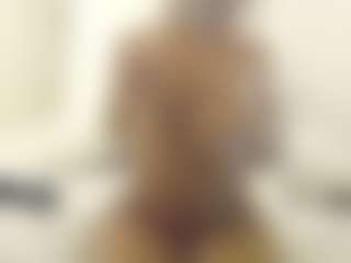 XoxP0ck3tR0cketxoX's Live Sex Cam Show