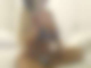 XoxP0ck3tR0cketxoX's Live Sex Cam Show