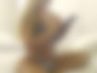 XoxP0ck3tR0cketxoX's Live Sex Cam Show