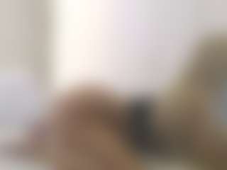 XoxP0ck3tR0cketxoX's Live Sex Cam Show