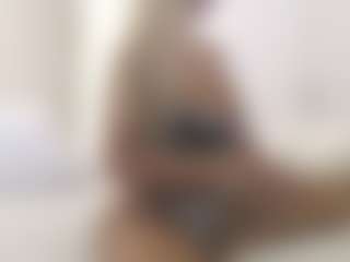 XoxP0ck3tR0cketxoX's Live Sex Cam Show