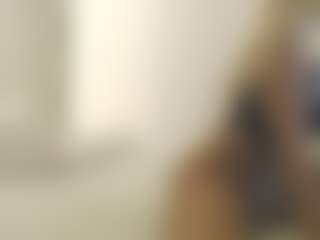 XoxP0ck3tR0cketxoX's Live Sex Cam Show