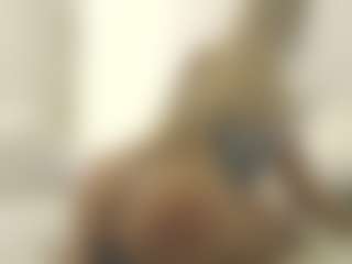 XoxP0ck3tR0cketxoX's Live Sex Cam Show