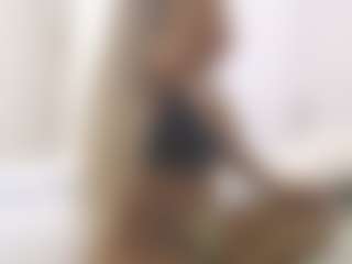 XoxP0ck3tR0cketxoX's Live Sex Cam Show