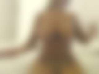 XoxP0ck3tR0cketxoX's Live Sex Cam Show