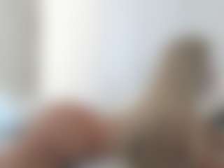 XoxP0ck3tR0cketxoX's Live Sex Cam Show