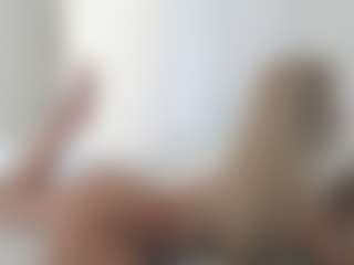 XoxP0ck3tR0cketxoX's Live Sex Cam Show