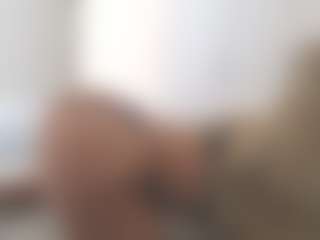XoxP0ck3tR0cketxoX's Live Sex Cam Show