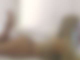 Live cam show with XoxP0ck3tR0cketxoX - Fetish Curvy on Milfs Live