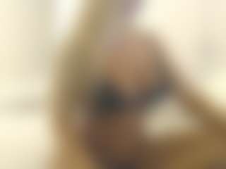 XoxP0ck3tR0cketxoX's Live Sex Cam Show