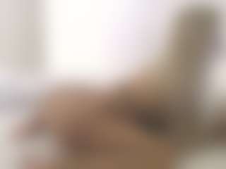 XoxP0ck3tR0cketxoX's Live Sex Cam Show