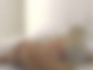 XoxP0ck3tR0cketxoX's Live Sex Cam Show