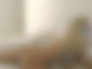 XoxP0ck3tR0cketxoX's Live Sex Cam Show