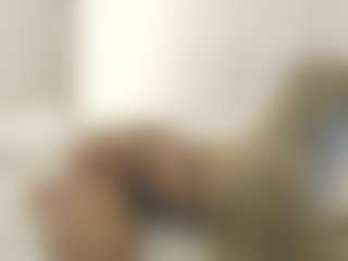 XoxP0ck3tR0cketxoX's Live Sex Cam Show