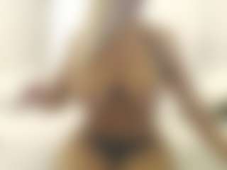XoxP0ck3tR0cketxoX's Live Sex Cam Show