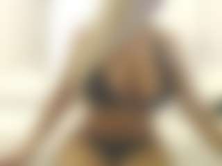 XoxP0ck3tR0cketxoX's Live Sex Cam Show