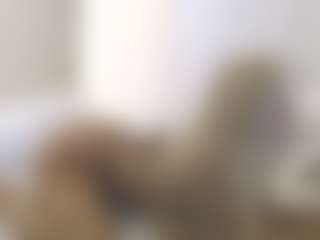 XoxP0ck3tR0cketxoX's Live Sex Cam Show