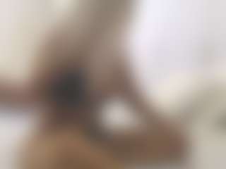 XoxP0ck3tR0cketxoX's Live Sex Cam Show