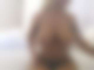 XoxP0ck3tR0cketxoX's Live Sex Cam Show