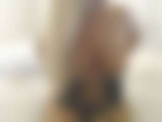 XoxP0ck3tR0cketxoX's Live Sex Cam Show