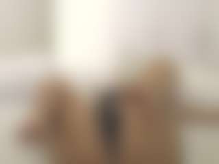 XoxP0ck3tR0cketxoX's Live Sex Cam Show