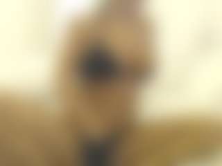 XoxP0ck3tR0cketxoX's Live Sex Cam Show