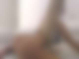 XoxP0ck3tR0cketxoX's Live Sex Cam Show