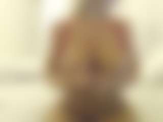 XoxP0ck3tR0cketxoX's Live Sex Cam Show