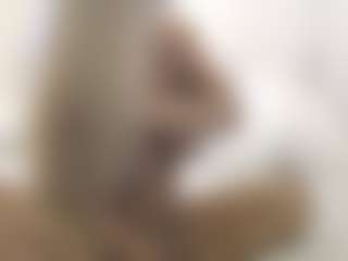 XoxP0ck3tR0cketxoX's Live Sex Cam Show