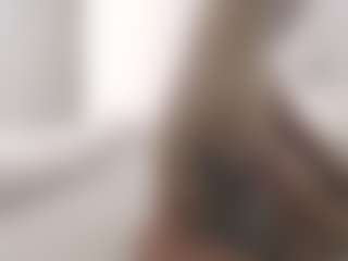 XoxP0ck3tR0cketxoX's Live Sex Cam Show