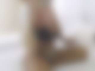 XoxP0ck3tR0cketxoX's Live Sex Cam Show
