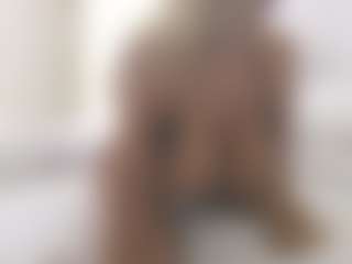 XoxP0ck3tR0cketxoX's Live Sex Cam Show